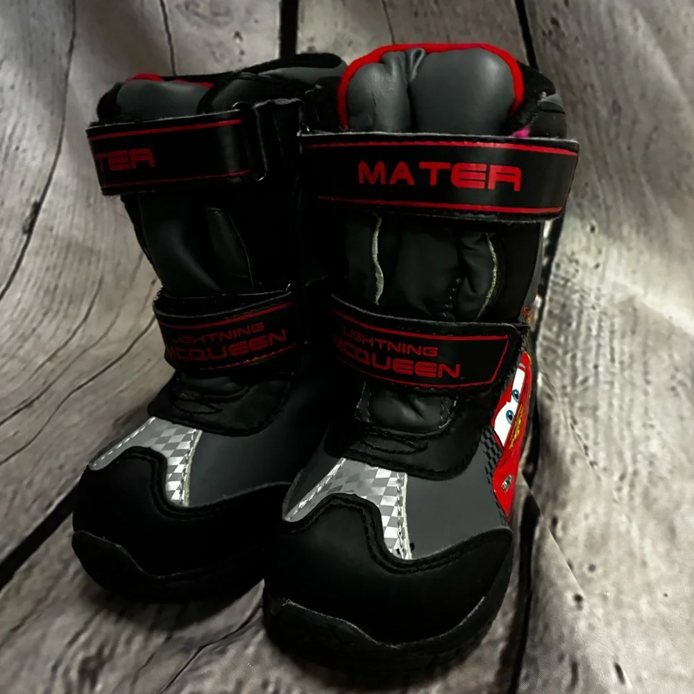Disney Pixar Cars Movie Lightning McQueen Toddler‎ Boys' Winter Snow Boots Sz 7